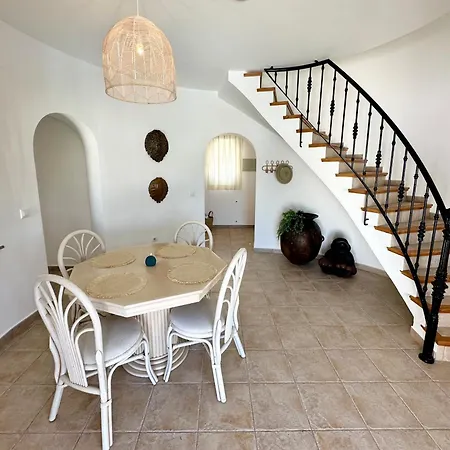 3 Bedroom Villa, Walking Distance To Moraira Villa
